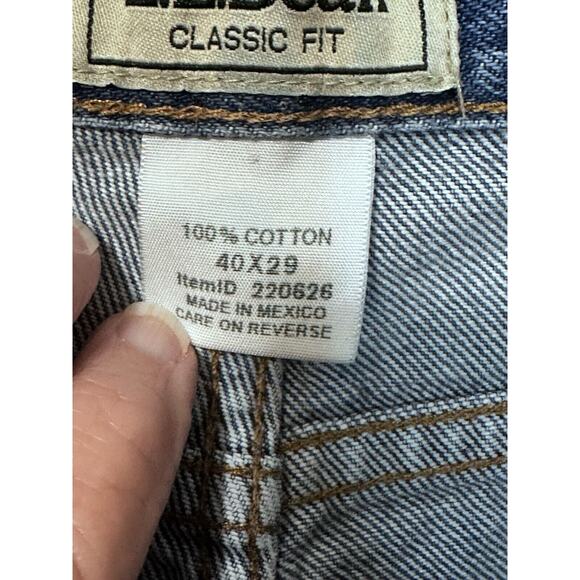 Classic Fit Men's L.L.Bean Jeans Sz. 40x29 Straight Leg Medium Wash Blue Denim - Picture 6 of 15